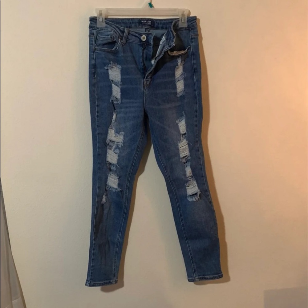 Ripped jeans